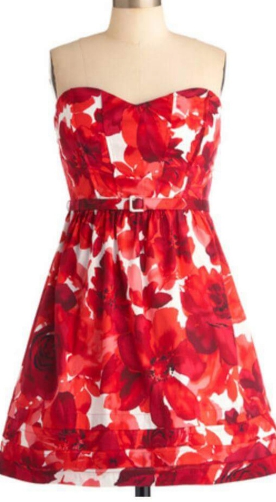 Red blooms dress